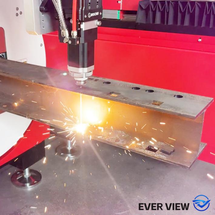 Maszyny do cięcia laserowego umożliwiają obróbkę pojemników; EVER VIEW umożliwia wysokowydajne cięcie elementów kontenerów Maszyny do cięcia laserowego umożliwiają obróbkę pojemników; EVER VIEW umożliwia wysokowydajne cięcie elementów kontenerów