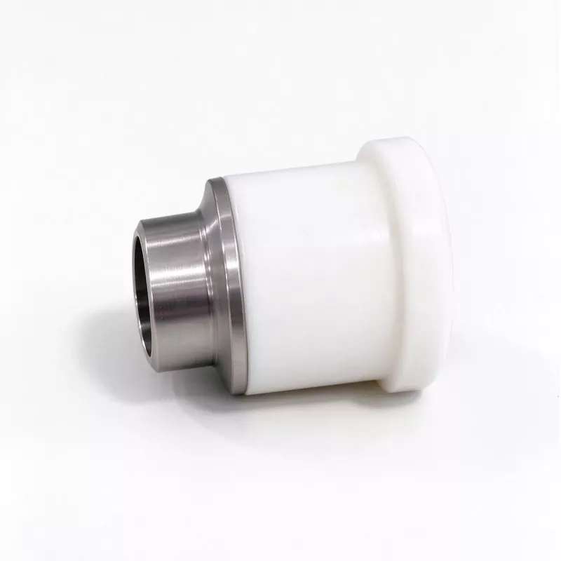 Pierścień ceramiczny z głowicą do cięcia laserowego